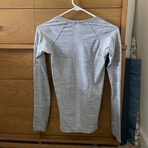 Swiftly Tech Long Sleeve